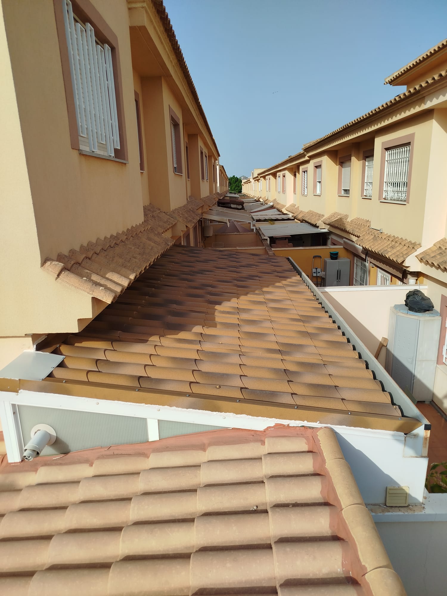 Panel sandwich tipo teja (2)