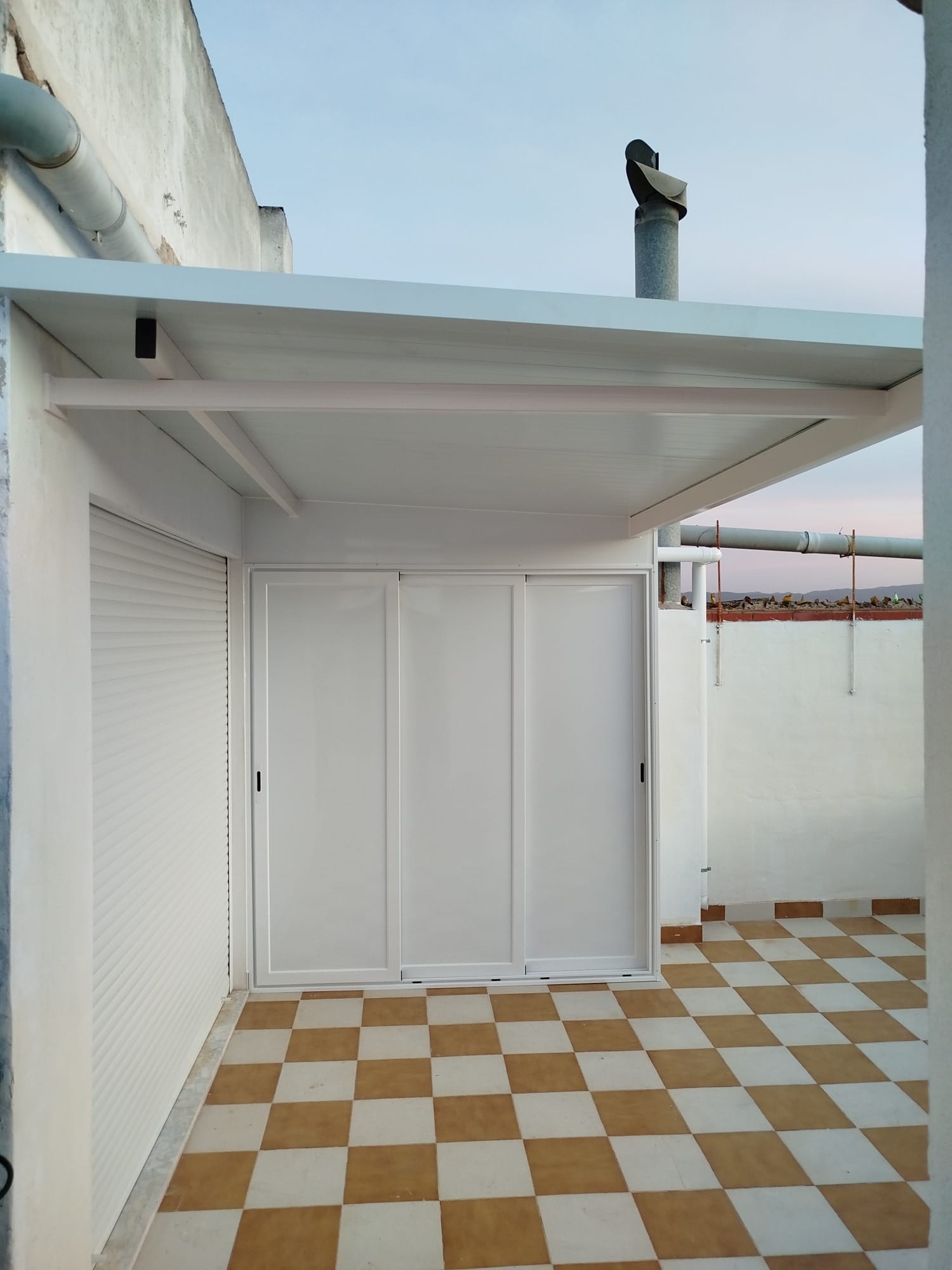 Pergola con armario (1)